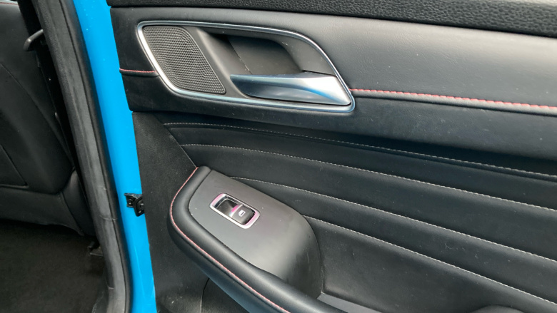 MG Hs 1.5 T-GDI Exclusive 5dr Petrol Hatchback